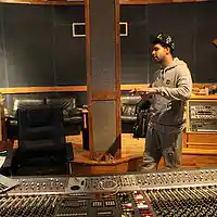 Picture for song '**NEW** WONDERS - DRAKE TYPE BEAT X FUTURE ' by artist 'Idea Beatz'