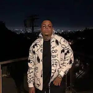 Picture for song 'Black Beamer - Luciano x Summer Cem Type Beat' by artist 'prod. tx'
