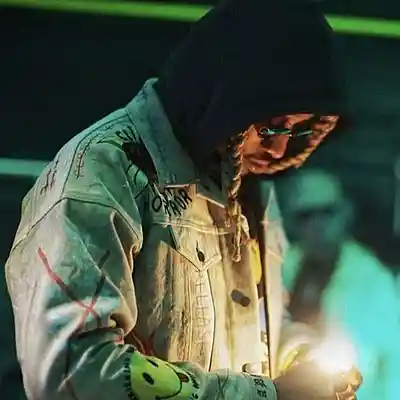 Picture for song '[FREE] Future Type Beat - Yellow Smiley Face Trap' by artist 'GrooveGenie Beatz'