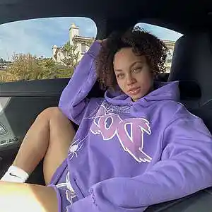 Picture for song 'She Know (BUY 1 GET 4 FREE)' by artist 'Loudly Soul'