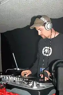 Picture for song 'Late Nite Expression' by artist 'Dj Frantic'