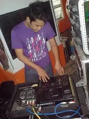 Picture for song 'embidnb-dominion' by artist 'embidnb'