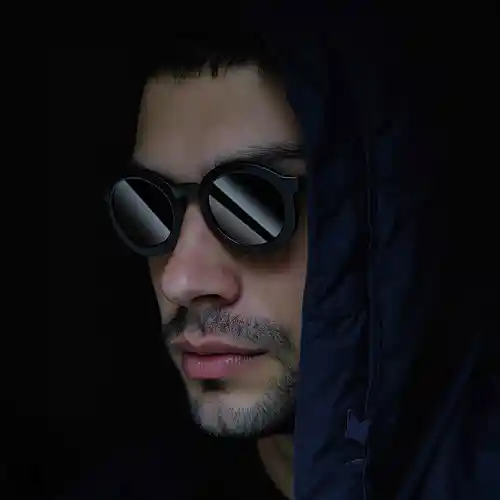 Artist picture