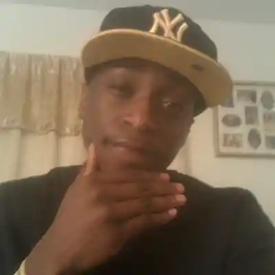 Picture for song '"show em sumn"' by artist 'CleevieTrackz'