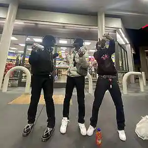 Picture for song 'Sgpwes Type Beat - Shank (Buy 1 get 2 free)' by artist 'S.Y.M.B'