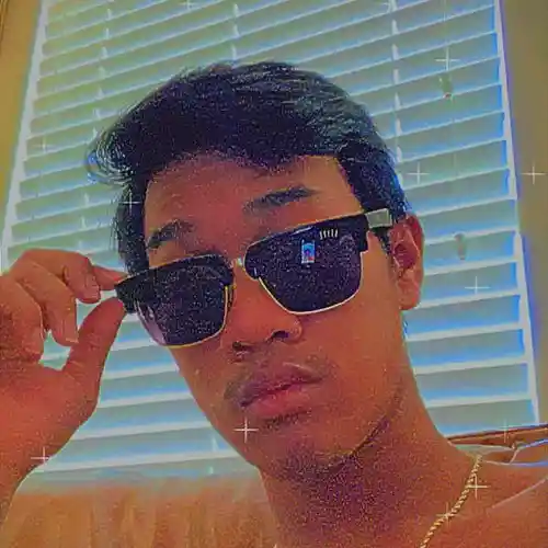 Picture for song 'RUN & HIDE' by artist 'KhmerCuzz03'