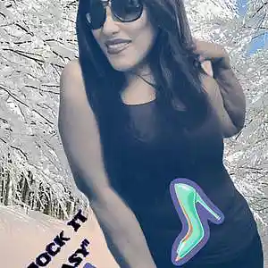 Picture for song 'Rock It Easy ( No Fears)' by artist 'Ivy Rose R'