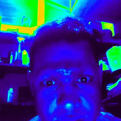 Picture for song 'EN VEINTE ft.ommy YAN FLOW' by artist 'OMiLUCKY'