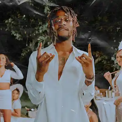 Picture for song 'CLOUDS - Trap Type Beat' by artist 'neyoooo36'