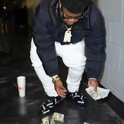 Picture for song 'Bossman Dlow Type Beat - Honest' by artist '8xbeatz'