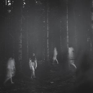 Picture for song 'Ghost in my closet (Dark)' by artist 'Prod. 8lueredd'