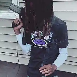 Picture for song '2SGTay X 50 Wiz Type beat Suited Up' by artist 'ClutchWentDumb'