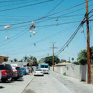 Picture for song 'Compton '92' by artist 'Black Chalk'