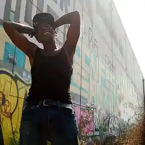 Picture for song 'Love Her' by artist 'Young Recklezz'