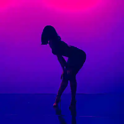 Picture for song 'NEON (Trapsoul, RnB, Sexy)' by artist 'VESCAPE'