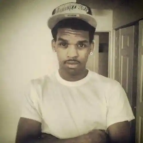 Picture for song 'Hold Up' by artist 'WhyseeBeats'