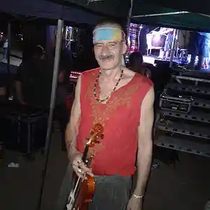 Picture for song 'AVE NEGRA ( DANIEL CANUETO )' by artist 'DANIEL CANUETO'