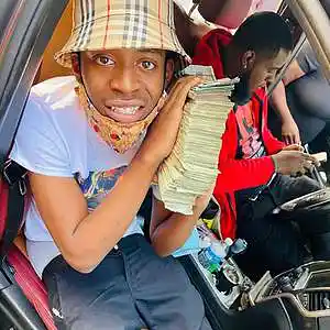 Picture for song 'SHE'S BIG - YN Jay type beat' by artist 'TOB Tha Producer'