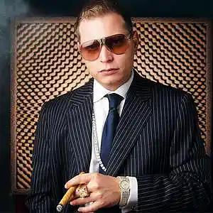 Picture for song 'POPPIN BOTTLES IN THE CLUB' by artist 'Derrickshawty'