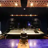 Picture for song 'Showtime' by artist 'Chelladurai Beats'