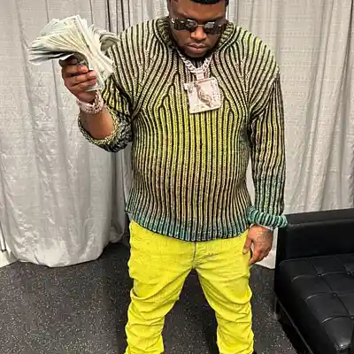 Picture for song 'Bossman Dlow Type Beat - Off White' by artist '8xbeatz'