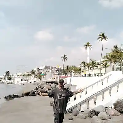 Picture for song 'Diablo Mx1 & Aizer 404 - cucarachas' by artist 'Diablo Mx1 rap mexicano Veracruz puerto'