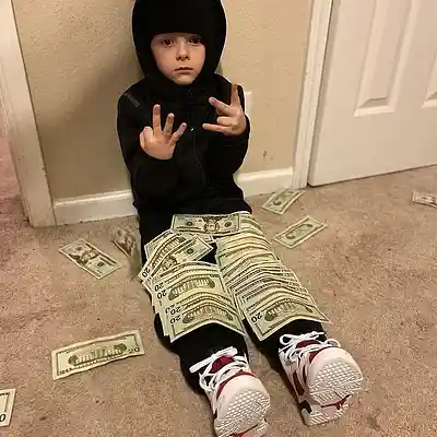 Picture for song '(FREE) Armour - Dark Trap Type Beat' by artist 'lusfu'
