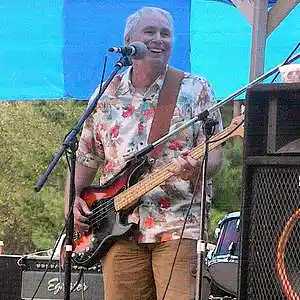 Picture for song 'Hold On Remix' by artist 'Llewey Jones'