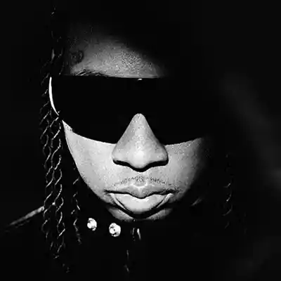 Picture for song 'Crimson (Buy 1 Get 10 Free)' by artist 'Kontraa'