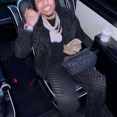 Picture for song '"CHIT CHAT" Bloodhound Lil Jeff Type Beat' by artist 'prod.umbrellaa'