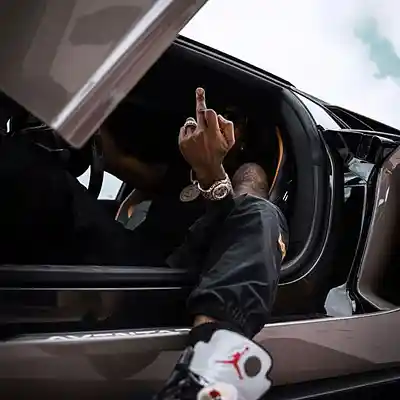 Picture for song '"Fed Up" Trap Type Beat Freestyle Beat' by artist 'Profitics'