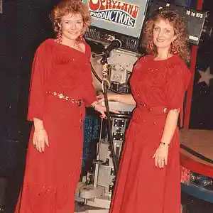 Picture for song 'Midnight Girl Featuring Rhonda Hamilton' by artist 'Daphne Scoggins'