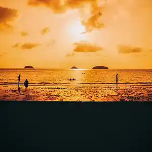 Picture for song 'Let It Go *FREE DOWNLOAD FOR NEXT 7 DAYS*' by artist 'GID Productions'