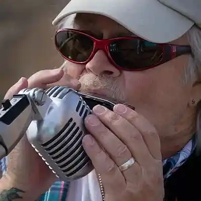 Picture for song 'Listen To The Music G' by artist 'Dave Dunklee'