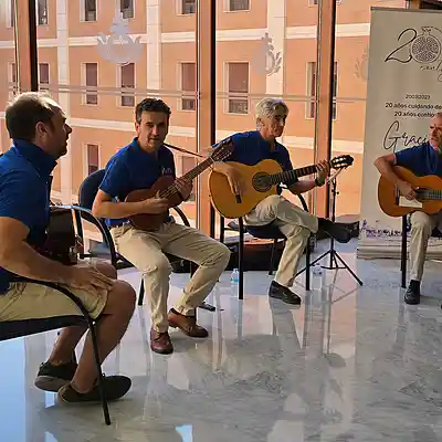 Picture for song 'La marcha' by artist 'Rondalla de Carrion'