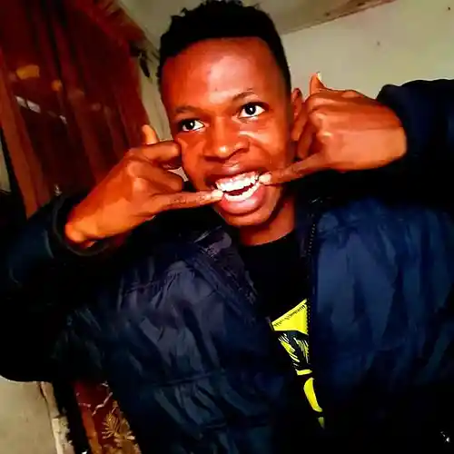 Picture for song 'inspirational trap beat' by artist 'Vicky Industrial'
