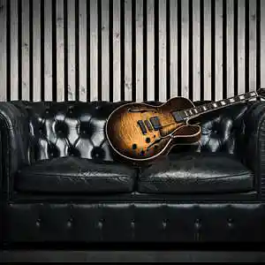 Picture for song 'Couch Surfing (Dominic Fike x Mac Miller Type Beat' by artist 'SoupBeats'