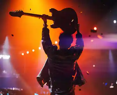 Picture for song 'TEARING UP - JAMESLAFLAMEZ - 125 - C' by artist 'JamesLaFLame'