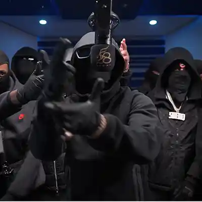 Picture for song 'runner - uk drill type beat' by artist 'KroM Beatz'