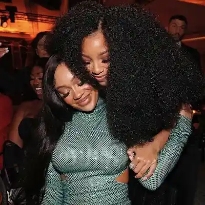Picture for song '"POP IT" - Saweetie x Chlöe Type Beat' by artist 'Sevyn'