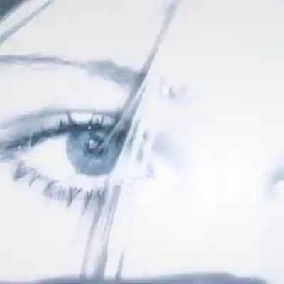 Picture for song 'Plastic' by artist '8rilliant'
