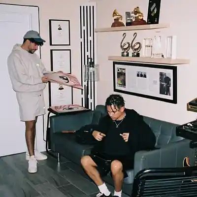 Picture for song '"DEJANDONOS" BAD BUNNY X TAINY REGGAETON TYPE BE' by artist 'Young High'