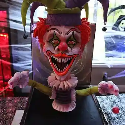 Picture for song 'CREEPY' by artist 'Mello Yelloww'