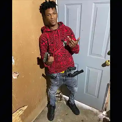 Picture for song '"Glocks Flow" - BUY 2 GET 1 FREE' by artist 'prodleavz'