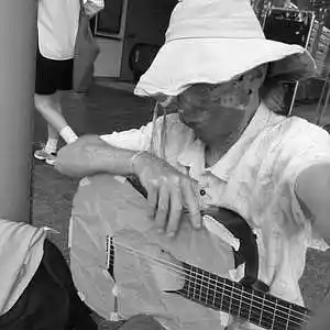 Picture for song 'passers by blues' by artist 'tichphillips'