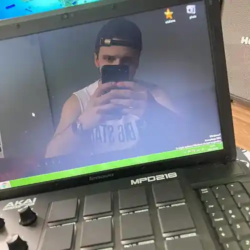 Picture for song 'SADD' by artist 'H3LLI5H8OY7'