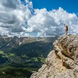 Picture for song 'The Mountain' by artist 'The Sledgehammers'