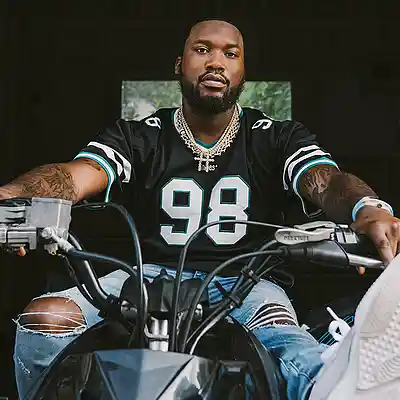 Picture for song 'The Slums l Meek Mill x Bobby Shmurda Type Beat' by artist 'Hot Bangers'