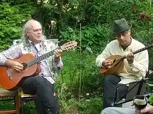 Picture for song 'Zousa mia Xeniasti Zoi' by artist 'Dervisia'