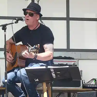 Picture for song 'Song 012 (Tomes 08 2024)' by artist 'Return23'